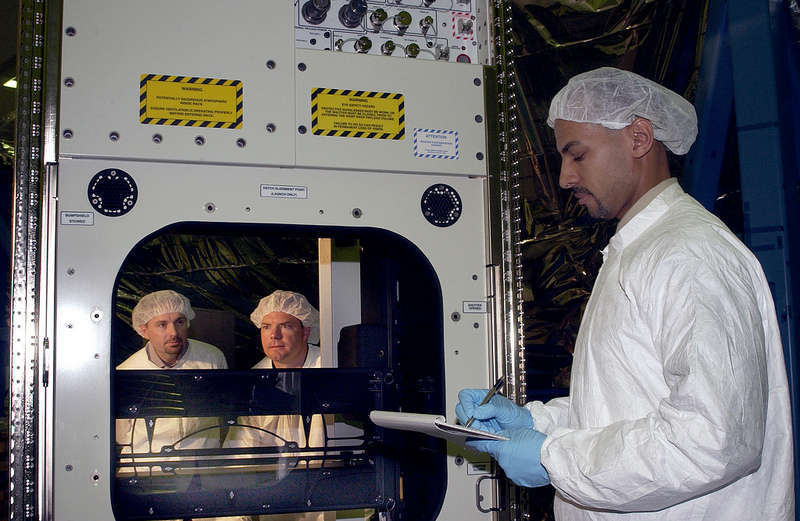 Window Observational Rack Facility (NASA, International Space Station) - foto di NASA's Marshall Space Flight Center 